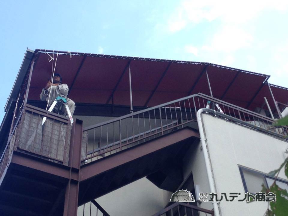 産業Case2　階段に必須！階段テント