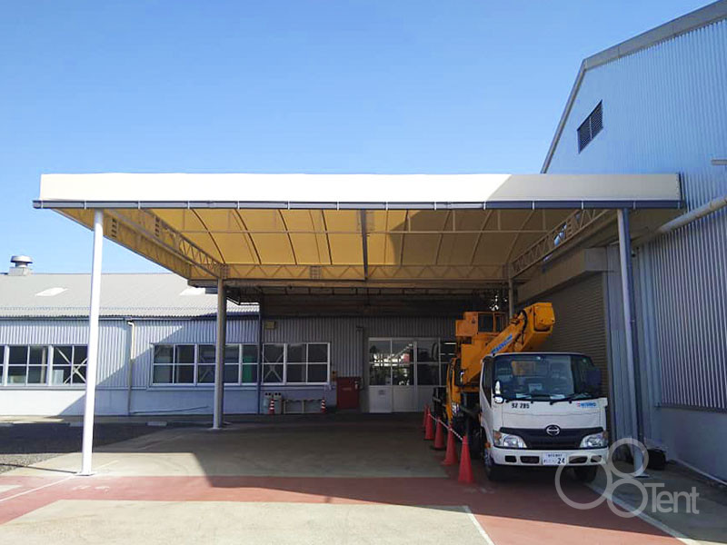 荷捌き用上屋テントの建て替え工事｜メーカー工場