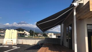オーニングテントを飲食店に施工