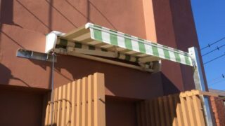 オーニングテントを幼稚園に施工