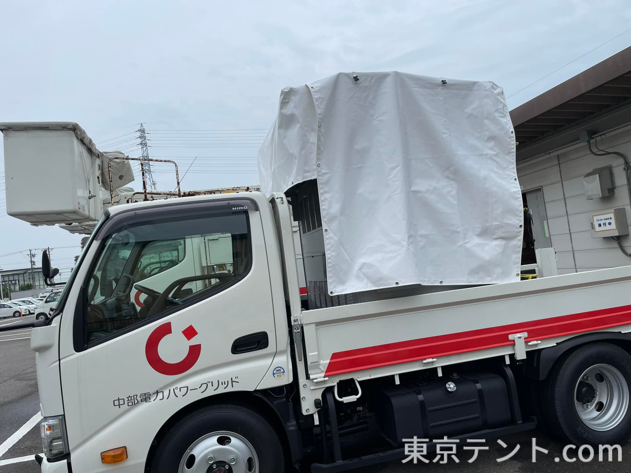 トラック幌
