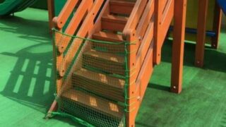 安全ネットと遊具カバーを幼稚園に施工