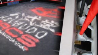 ボクシングリングのコーナーカバーを施工